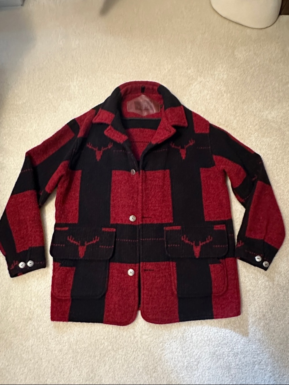 Vintage Woolrich black and red plaid jacket with moose motif men’s size L